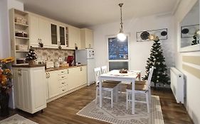 Apartament Atena